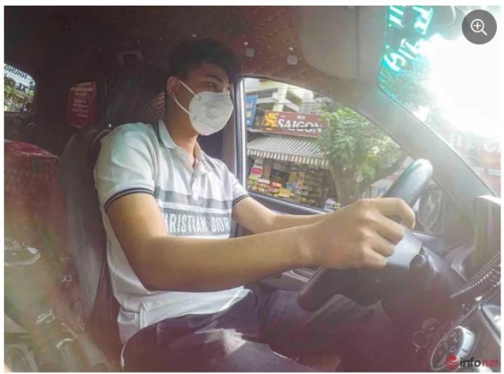 9X rong ruổi cùng hàng nghìn chuyến xe chở bệnh nhân nghèo về Hà Giang miễn phí