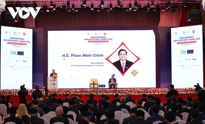 Thủ tướng Phạm Minh Chính dự Hội nghị thượng đỉnh kinh doanh và đầu tư ASEAN