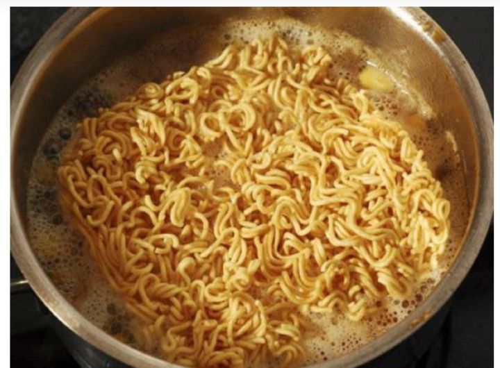 Bộ Công Thương yêu cầu báo cáo mì GẤU ĐỎ có hàm lượng Etylen Oxit không phù hợp