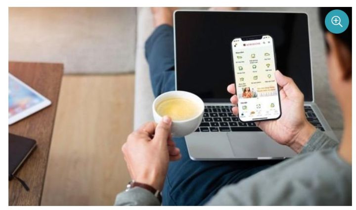 Khách hàng chuyển tiền nhầm tài khoản, ngân hàng phải tiếp nhận, xử lý khiếu nại