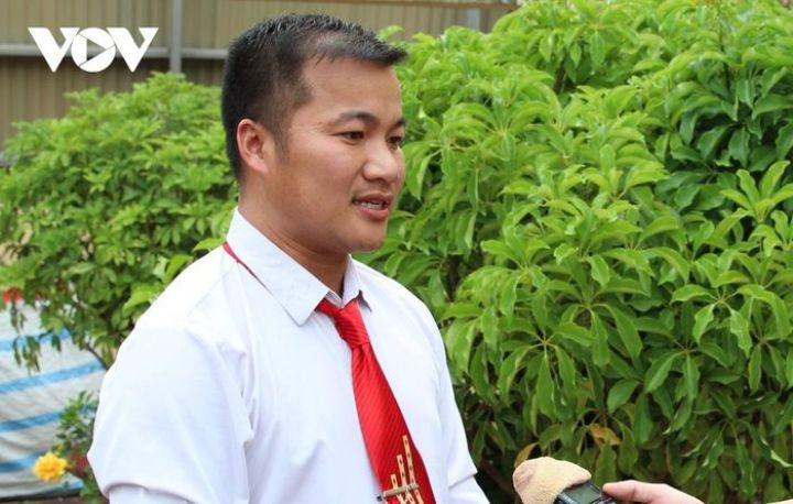 Chuyển giáo viên nhiều cống hiến về vùng thấp để giữ chân 'người gieo chữ' vùng cao