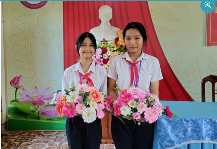 Hai nữ sinh Quảng Trị lên mạng tìm người đánh rơi 12,5 triệu đồng