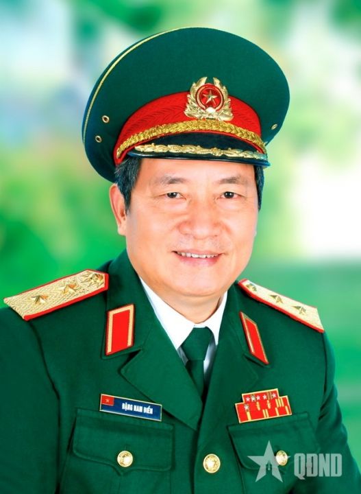 Vị tướng với những vần thơ viết về Học viện Hậu cần