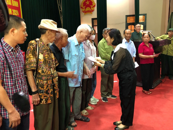 A good deed of the late General Nguyen Chi Thanh’s family towards the victims of Agent Orange