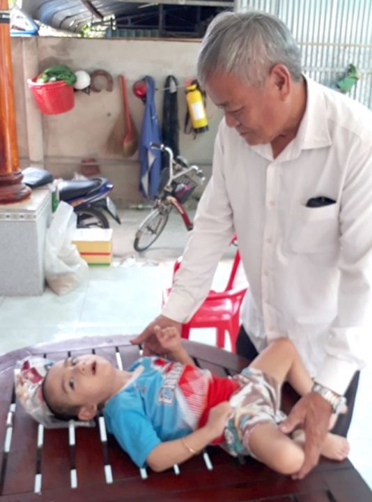 Ông Chiến “da cam”