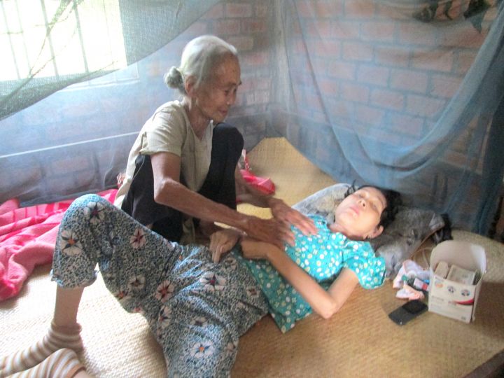 The miserable circumstance of a 90-year-old mother