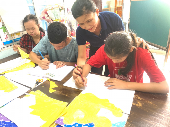 Người phụ nữ hết lòng vì nạn nhân chất độc da cam