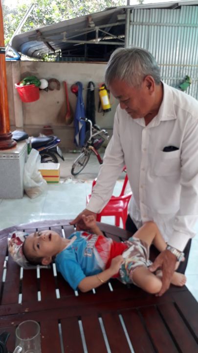 Gắn bó với Hội, tận tâm với nạn nhân