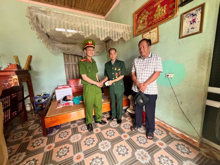 Lan tỏa yêu thương những ngày đầu tháng Tám ở Đoan Hùng (Phú Thọ)