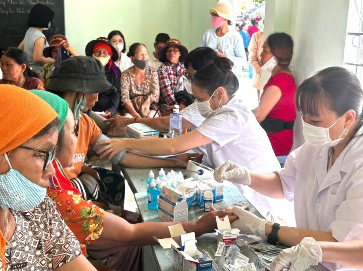 Chung tay xoa dịu nỗi đau da cam, lan tỏa nghĩa tình với người yếu thế