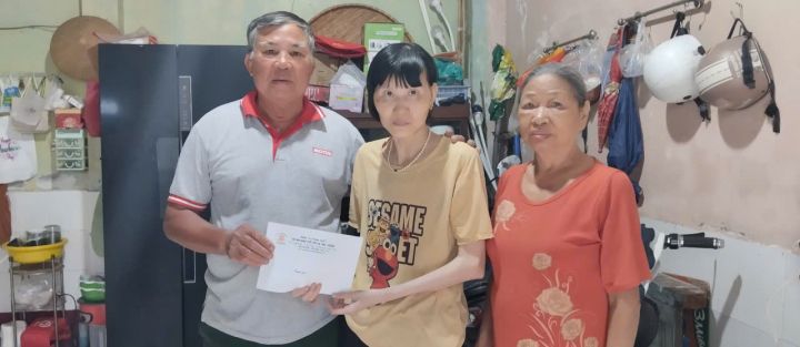 Tỉnh hội Lâm Đồng trao quà Tết Bính Ngọ - 2026 cho nạn nhân chất độc da cam