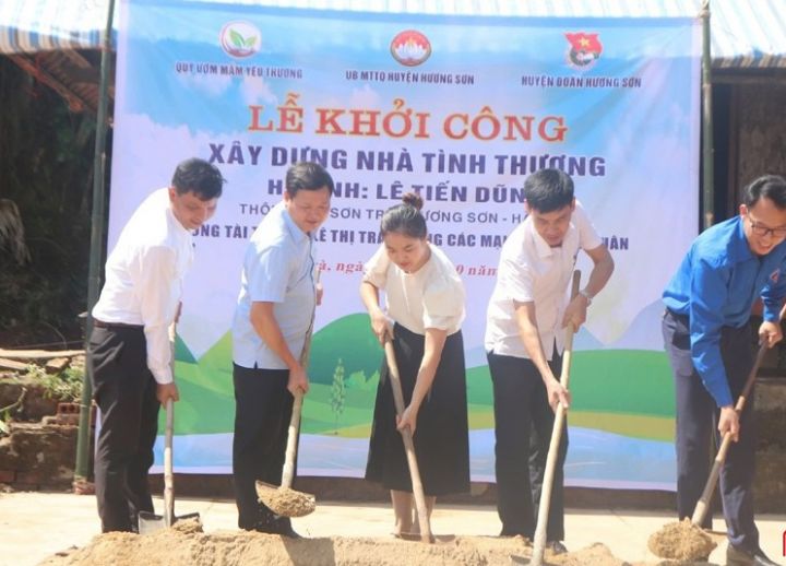 Hà Tĩnh: Xây dựng nhà tình thương cho hộ nghèo ở Hương Sơn