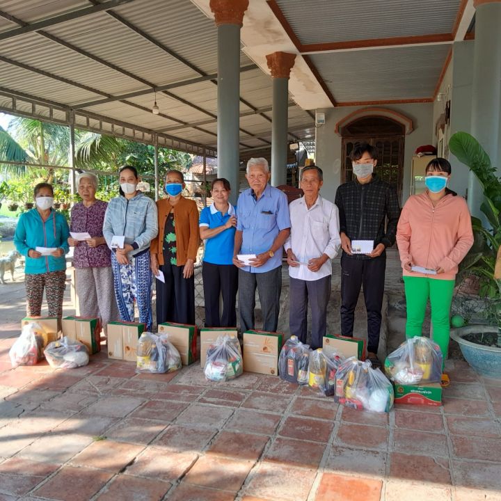 Hội huyện Đức Huệ chung tay xoa dịu nỗi đau da cam
