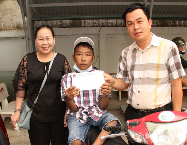 Chung tay đóng góp trợ giúp nạn nhân chất độc da cam