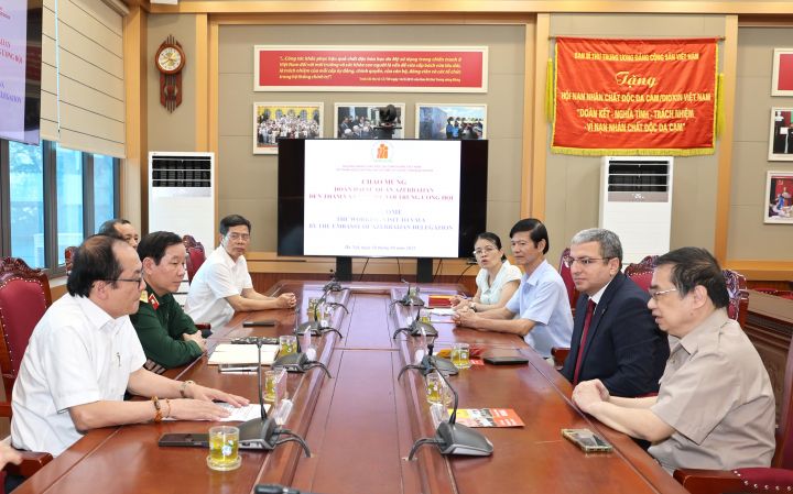 Đại sứ Đặc mệnh toàn quyền Cộng hòa Azerbaijan làm việc với Trung ương Hội