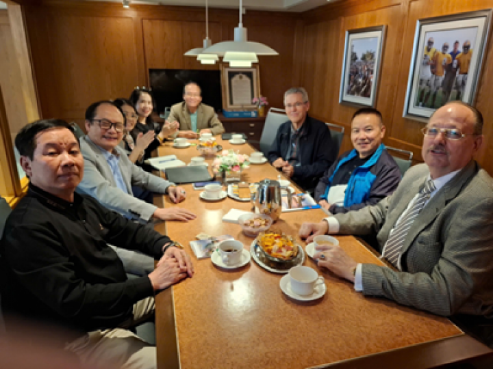 KẾT NỐI YÊU THƯƠNG, LAN TỎA TRÁCH NHIỆM VÌ NẠN NHÂN CHẤT ĐỘC DA CAM VIỆT NAM