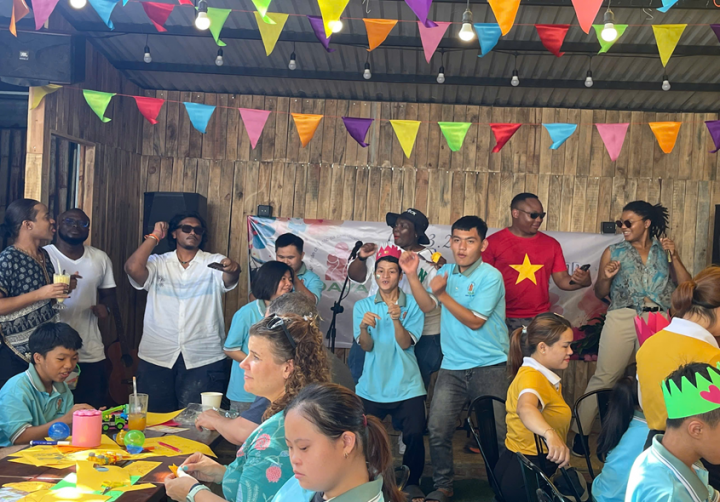 Viện McCain Institute - Hoa Kỳ  giao lưu với nạn nhân chất độc da cam Đà Nẵng