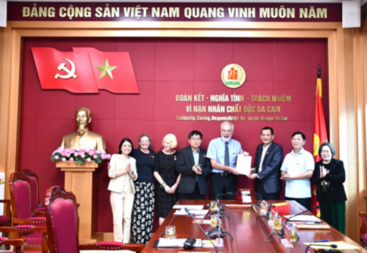 ĐOÀN KẾT QUỐC TẾ TRONG HÀNH TRÌNH XOA DỊU NỖI ĐAU DA CAM (IV)