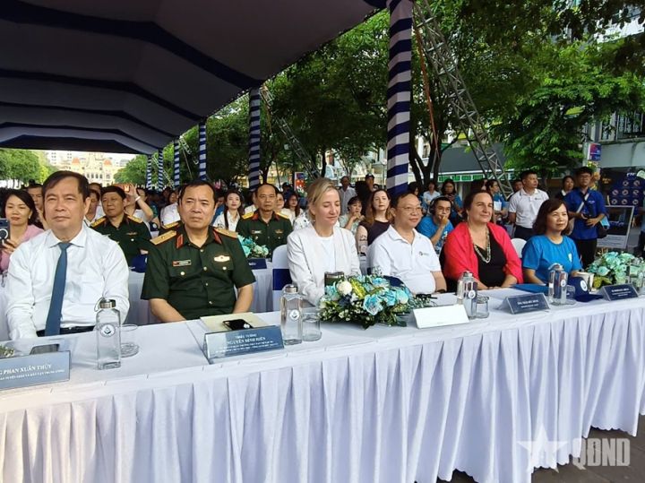 Chung tay vì người khuyết tật, xoa dịu nỗi đau da cam