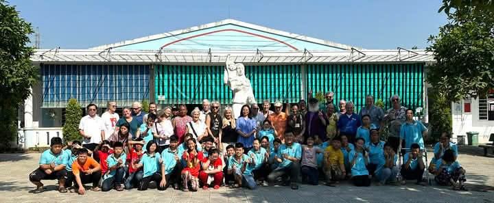 Đoàn Quỹ Hòa giải và Phát triển, Hội đồng quốc gia Người cao tuổi Hoa Kỳ thăm nạn nhân Đà Nẵng   