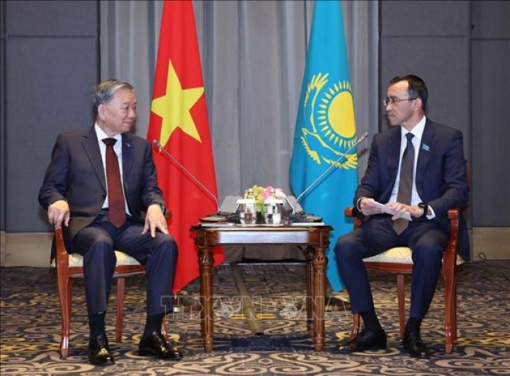 Tổng Bí thư Tô Lâm hội kiến Chủ tịch Thượng viện Cộng hòa Kazakhstan