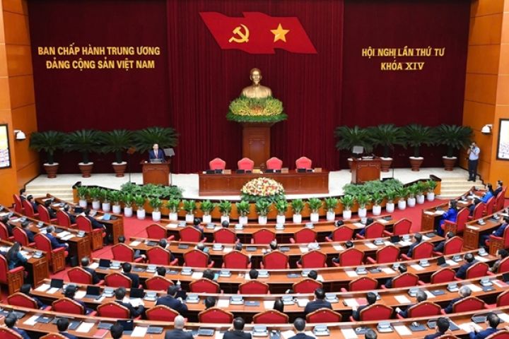 Ngày làm việc thứ tư và bế mạc Hội nghị lần thứ tư Ban Chấp hành Trung ương Đảng khóa XIV