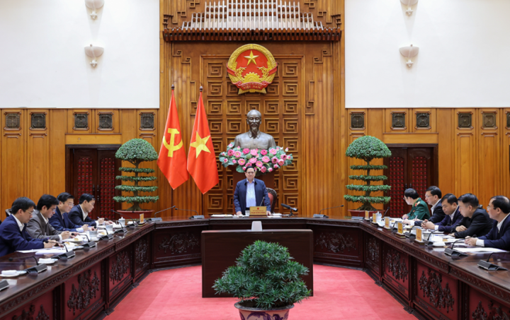 Thủ tướng Phạm Minh Chính: Áp dụng tình trạng khẩn cấp xây, sửa nhà cho 12 hộ dân ở Khe Sanh (Quảng Trị)