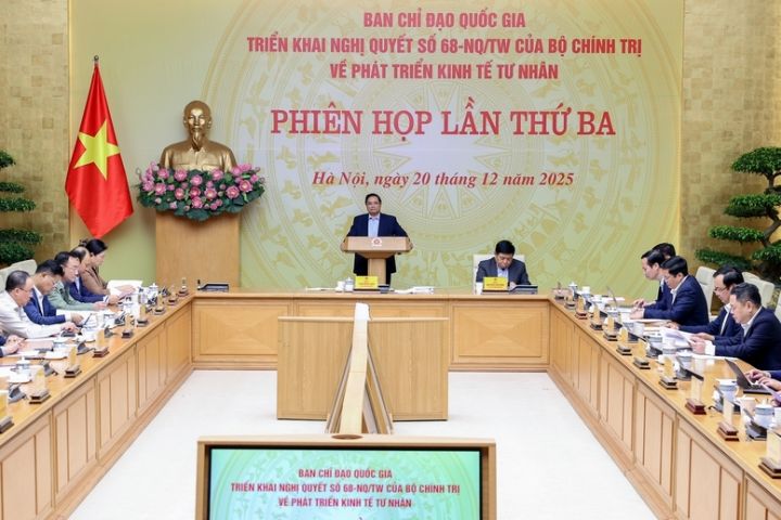 Thủ tướng Phạm Minh Chính: Phát triển kinh tế tư nhân cần thực chất, hiệu quả, đột phá