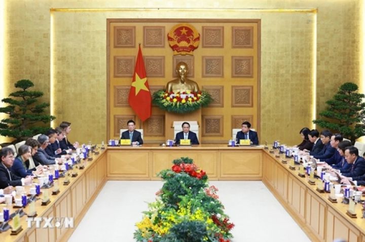 Thủ tướng Phạm Minh Chính chủ trì tọa đàm với các doanh nghiệp châu Âu