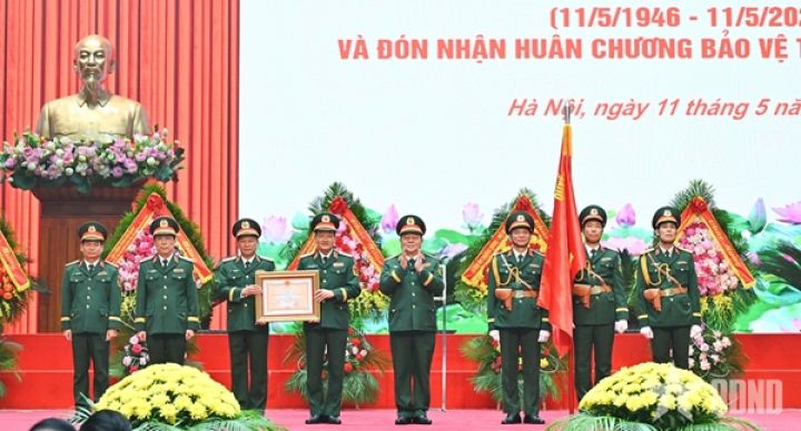 Cục Tuyên huấn kỷ niệm 80 năm Ngày truyền thống và đón nhận Huân chương Bảo vệ Tổ quốc hạng Nhất