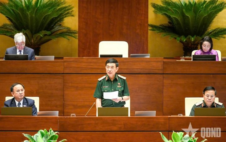 Đại tướng Phan Văn Giang tiếp thu ý kiến đại biểu Quốc hội về dự án Luật Phòng, chống phổ biến vũ khí hủy diệt hàng loạt
