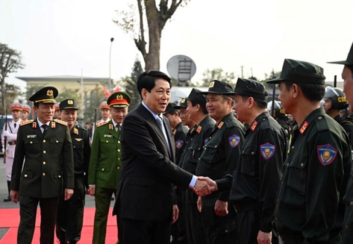 80 năm Công an nhân dân Việt Nam cùng toàn dân trong sự nghiệp xây dựng và bảo vệ Tổ quốc