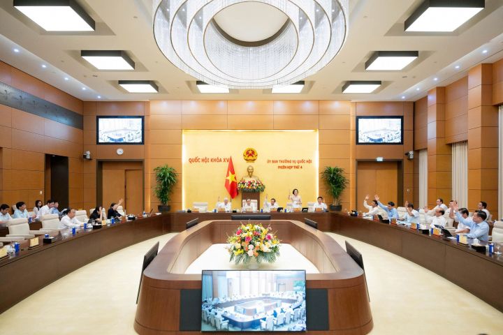 Ủy ban Thường vụ Quốc hội thông qua về mặt nguyên tắc dự án Pháp lệnh sửa đổi, bổ sung một số điều của Pháp lệnh Ưu đãi người có công với cách mạng