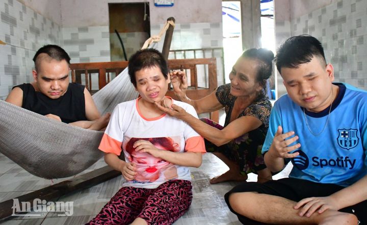 NỖI ĐAU DA CAM - Kỳ cuối: Ai sẽ chăm các con khi cha mẹ không còn?