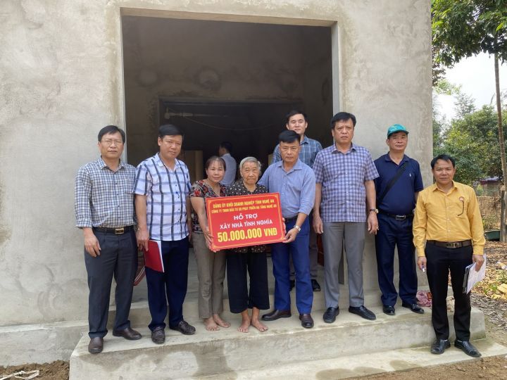 Đảng bộ khối Doanh nghiệp Nghệ An luôn hướng đến những số phận kém may mắn