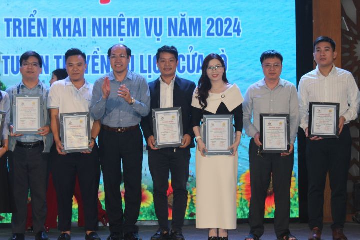 Phóng viên Tạp chí Da cam Việt Nam đạt giải cuộc thi viết về Cửa Lò