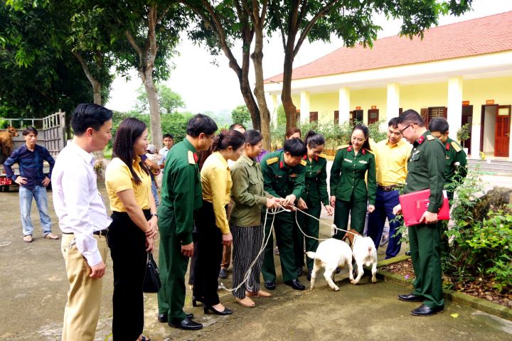 HỘI CHÚNG MÌNH