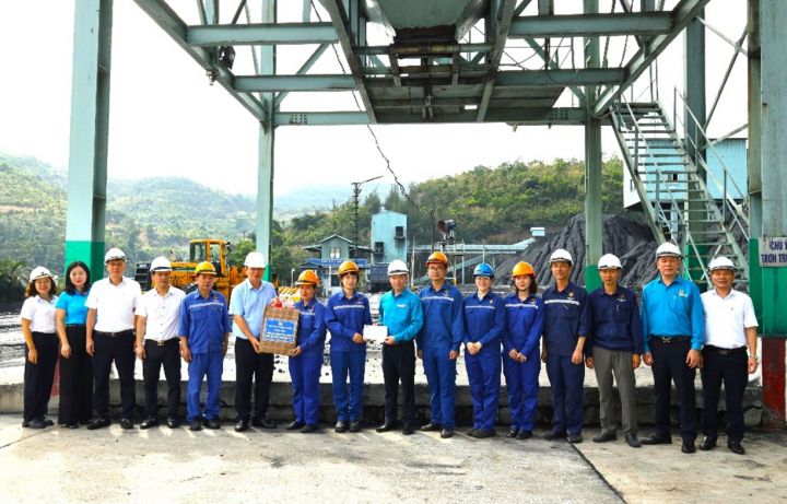 Công ty Tuyển than Hòn Gai: Nhiều hoạt động thiết thực chăm lo người lao động