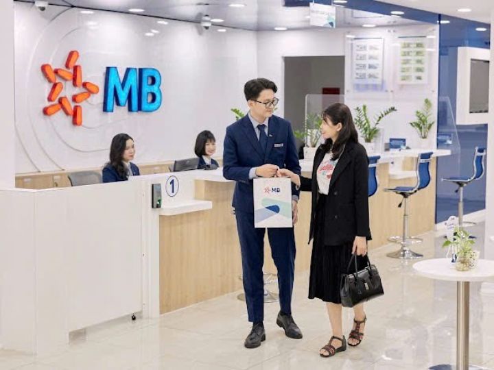MB bứt phá tăng trưởng, dẫn đầu chuyển đổi số ngân hàng