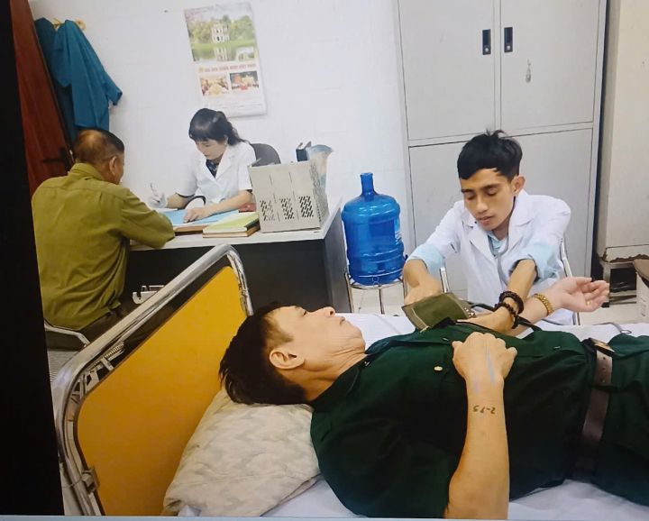 Ba điều đặc biệt ở “bệnh viện da cam” .  Bài 2: Nạn nhân da cam chữa bệnh cho nạn nhân da cam