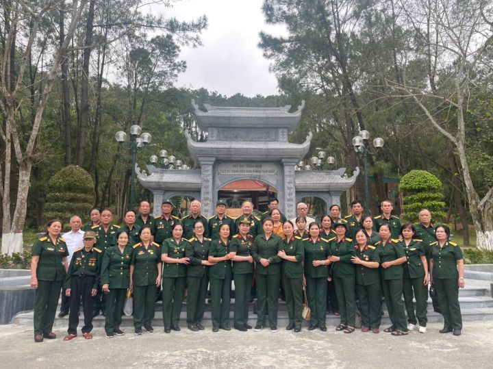 THĂM LẠI TÂY TRƯỜNG SƠN
