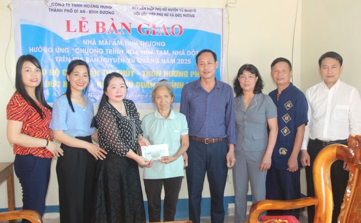 Hà Tĩnh: Bàn giao nhà tình thương cho phụ nữ có hoàn cảnh khó khăn ở huyện Vũ Quang