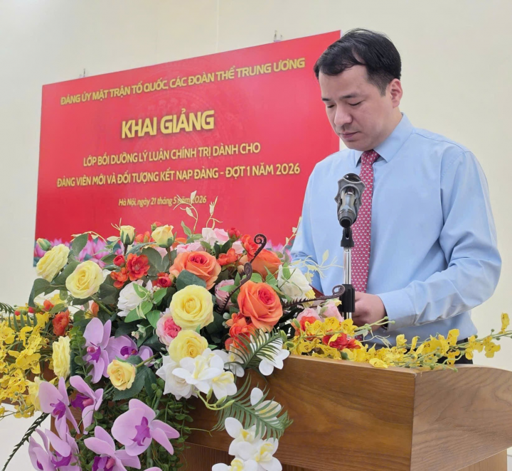 Khai giảng Lớp bồi dưỡng lý luận chính trị dành cho đảng viên mới và đối tượng kết nạp đảng đợt 1 năm 2026
