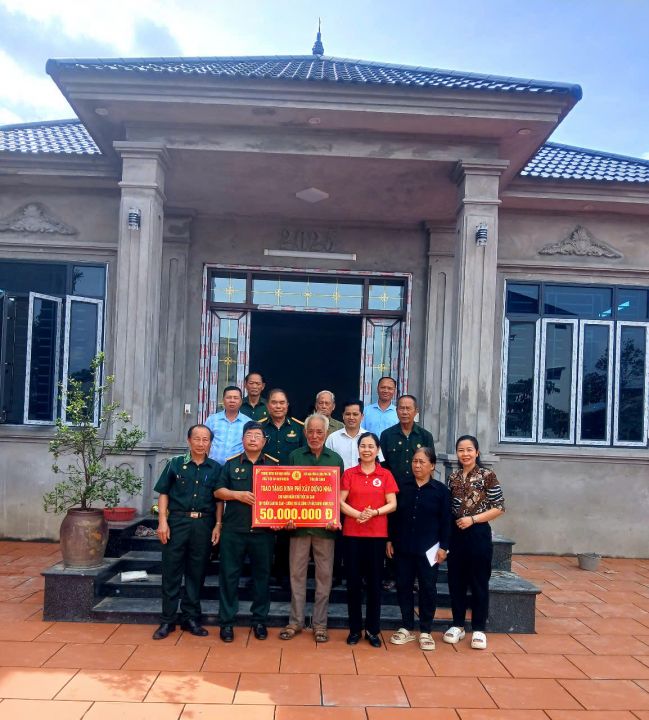 Hoạt động vì nạn nhân chất độc da cam dịp Triển lãm Da cam - Lương tri và Công lý tại tỉnh Bắc Giang