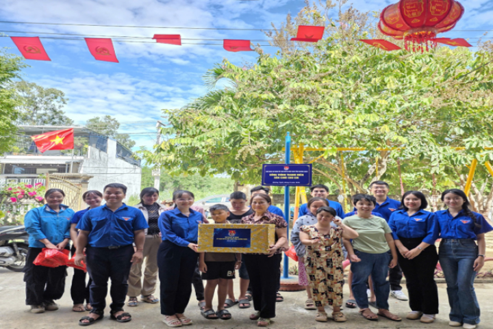 Khánh thành Công trình “Sân chơi cho em” tại Trung tâm Nuôi dưỡng, phục hồi chức năng nạn nhân chất độc da cam