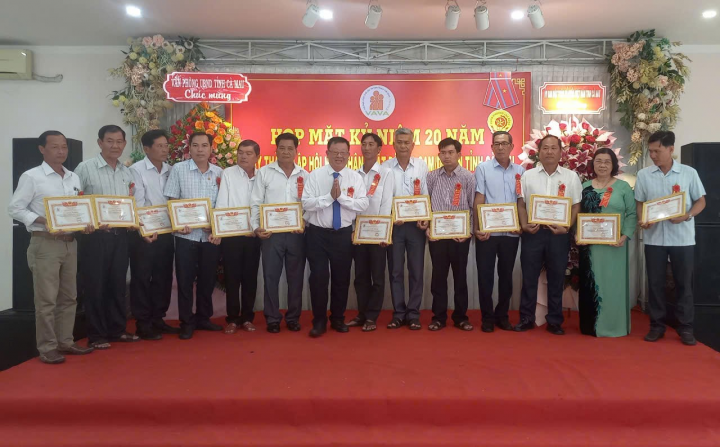 Họp mặt kỷ niệm 20 năm Ngày thành lập Hội Nạn nhân chất độc da cam/dioxin tỉnh Cà Mau 