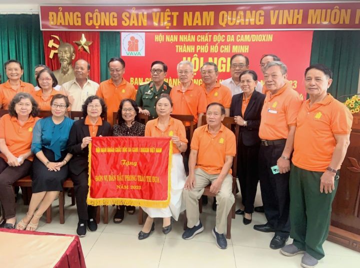 Hội Thành phố Hồ Chí Minh: Tổng kết hoạt động năm 2023 và triển khai nhiệm vụ năm 2024                                             