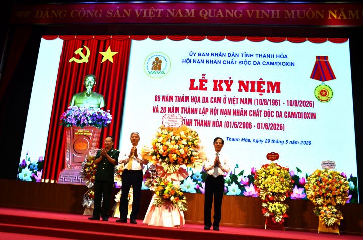 Hội tỉnh Thanh Hóa kỷ niệm 20 năm Ngày thành lập và tưởng niệm 65 năm thảm họa da cam ở Việt Nam