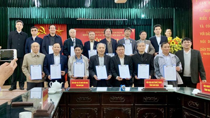 Hội tỉnh Nam Định: Ký kết giao ước thi đua năm 2024