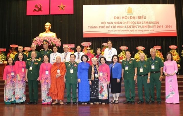 HỘI NẠN NHÂN CHẤT ĐỘC DA CAM/DIOXIN VIỆT NAM - HAI MƯƠI NĂM NHÌN LẠI